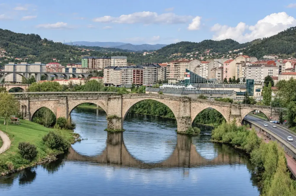 Ourense_qida_cuidado_personas_mayores_bb7a87c525